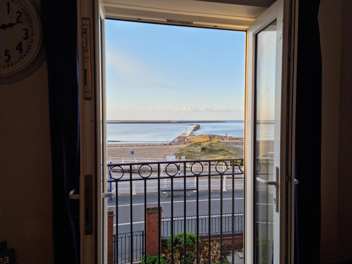 View Couples Retreat Aberavon Direct Seafront Panoramic Sea Views Large Driveway Parking Ferienhaus Port Talbot