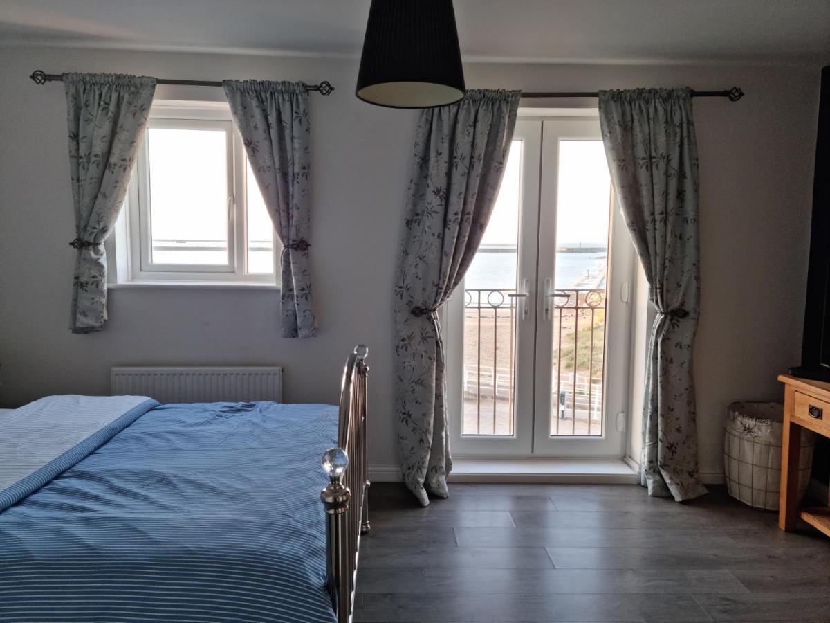 Ferienhaus View Couples Retreat Aberavon Direct Seafront Panoramic Sea Views Large Driveway Parking